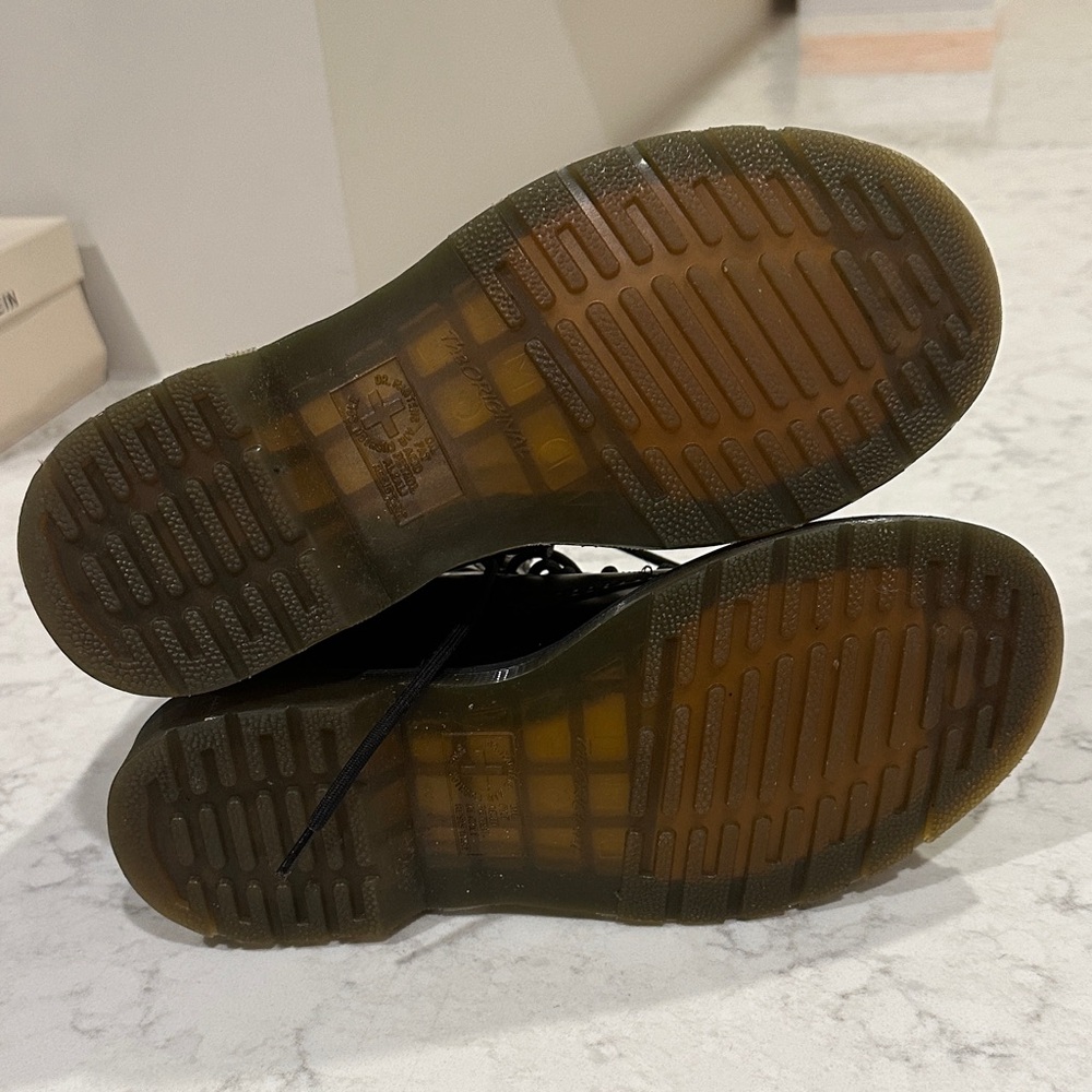 Doc Martens - Picture 7 of 8